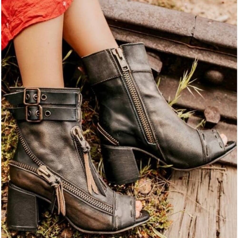 Freebird 9 Zombi Brown Leather Zipper Accent Open Toe Booties